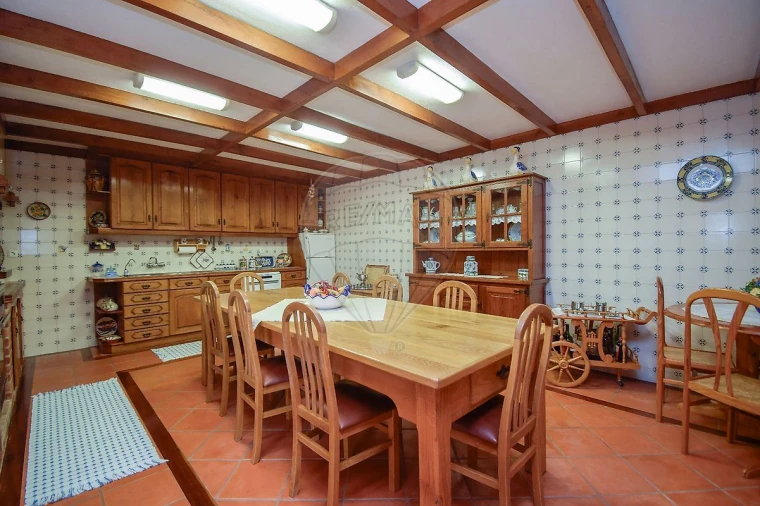 Moradia T5 para Venda em Santa Barbara Foto 16