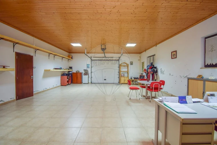 Moradia T5 para Venda em Santa Barbara Foto 28