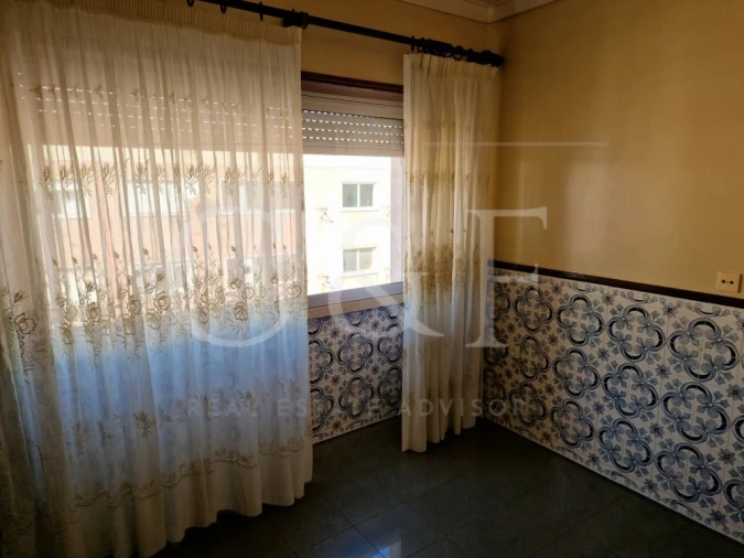 Apartamento T2 para Venda em Pontinha e Famões Foto 16