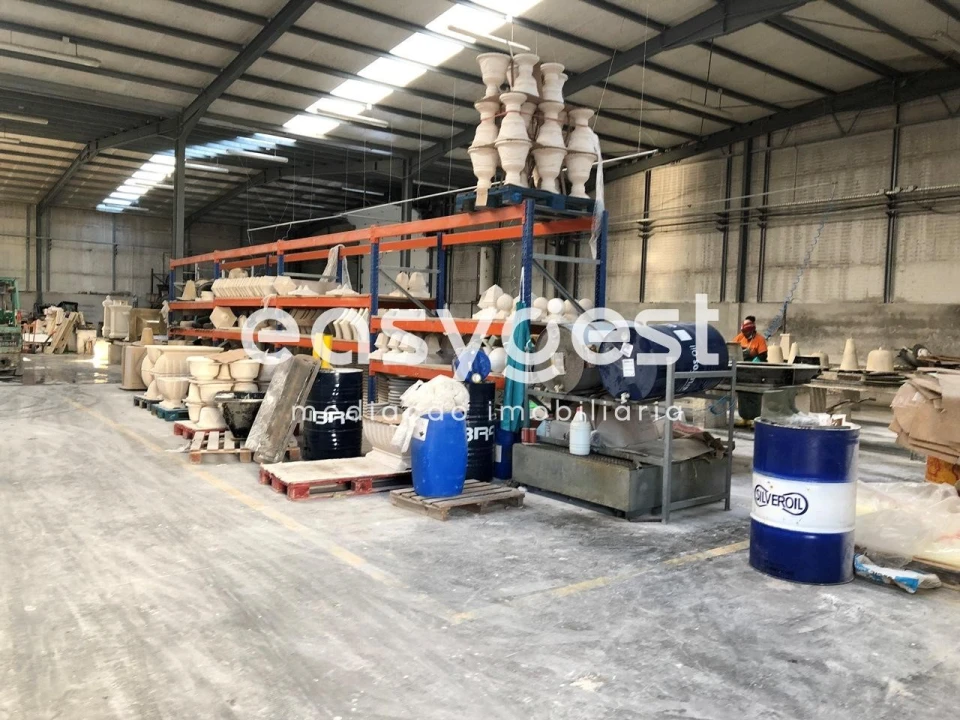 Armazém para Venda em Oliveira do Bairro Foto 2