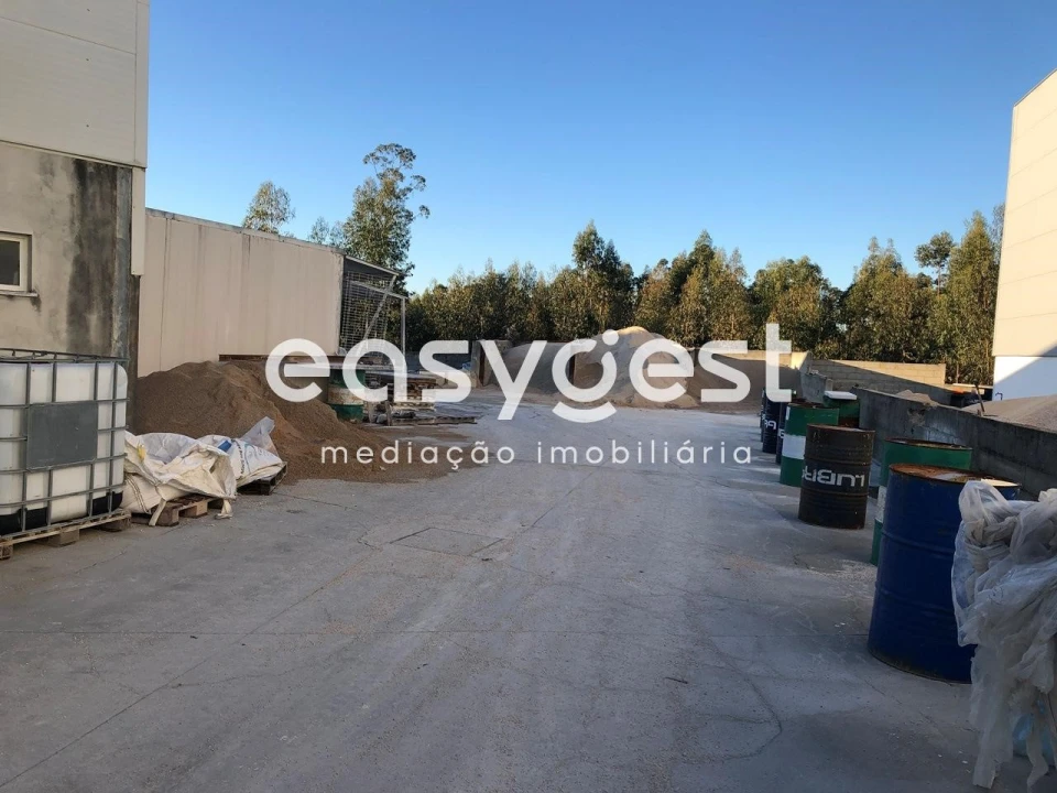 Armazém para Venda em Oliveira do Bairro Foto 5