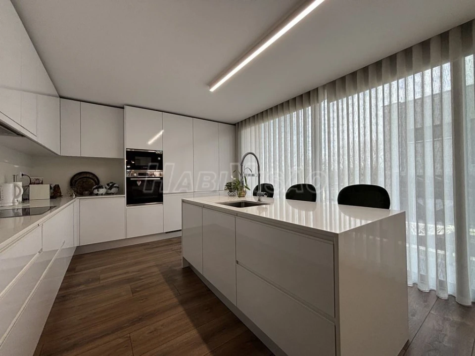 Moradia T3 para Venda em Ermesinde Foto 6