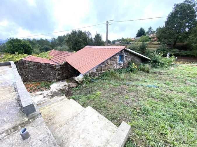 Moradia T5 para Venda em Mentrestido Foto 29