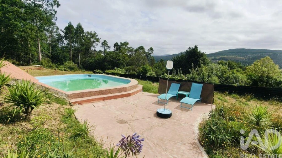 Moradia T5 para Venda em Mentrestido Foto 2