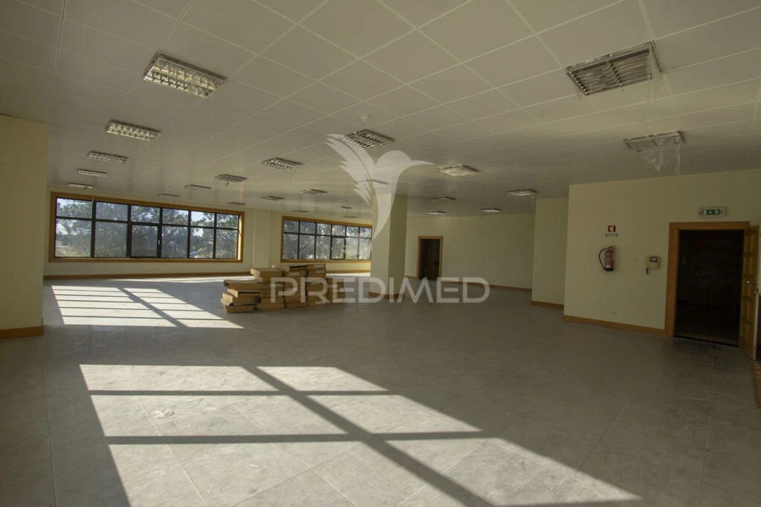 Escritório para Arrendamento em São João das Lampas e Terrugem Foto 18