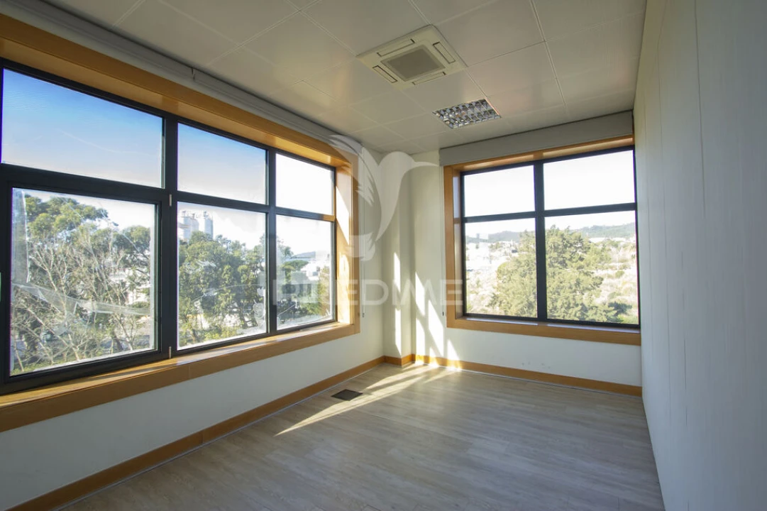 Escritório para Arrendamento em São João das Lampas e Terrugem Foto 5