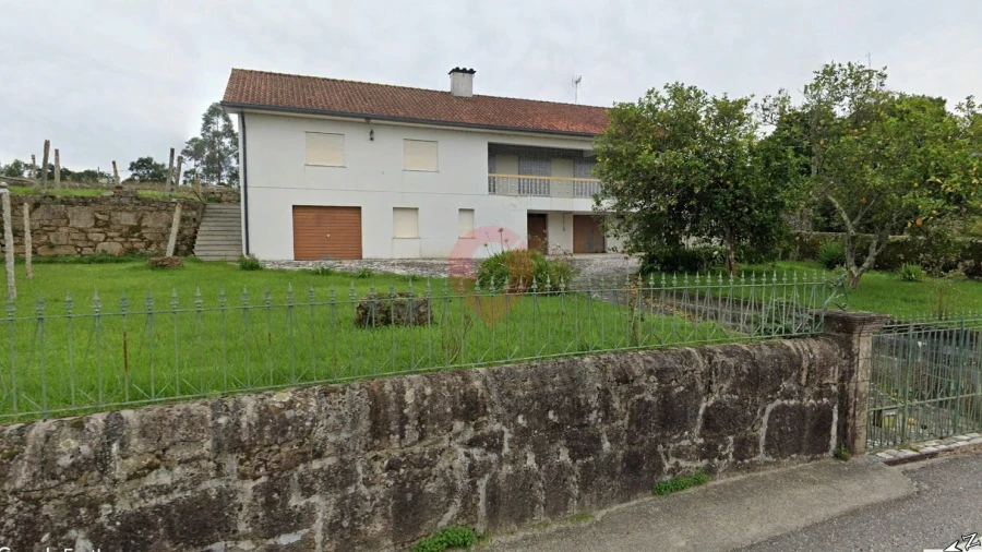 Moradia T3 para Venda em Barbeita