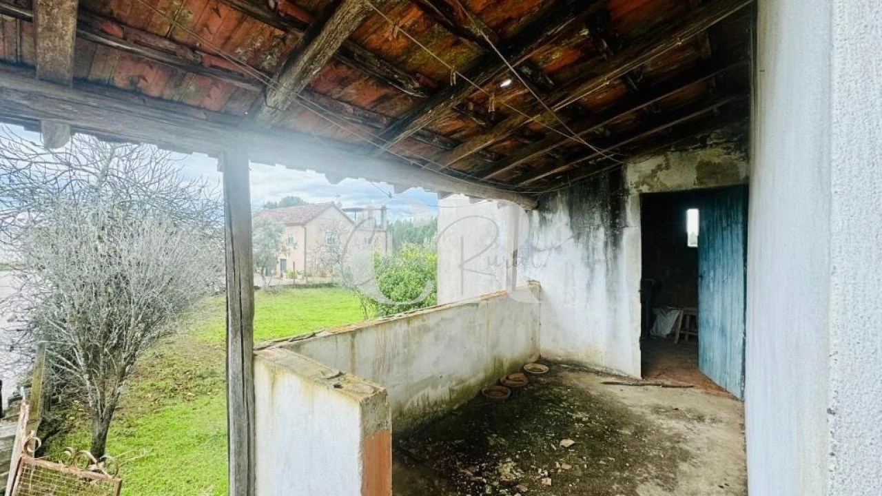 Moradia T2 para Venda em Graça Foto 8