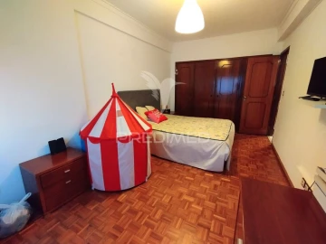 Apartamento T2 para Venda em Agualva e Mira-Sintra