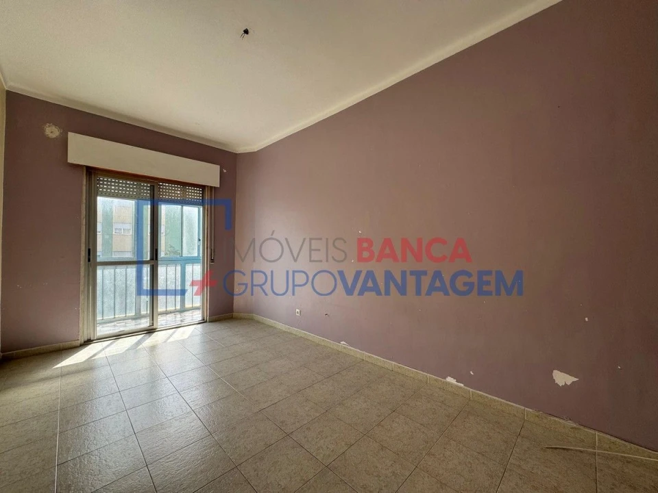 Apartamento T3 para Venda em Setubal (São Sebastião) Foto 1