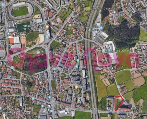 Terreno P/ Prédio para Venda em Cidade da Maia Foto 2