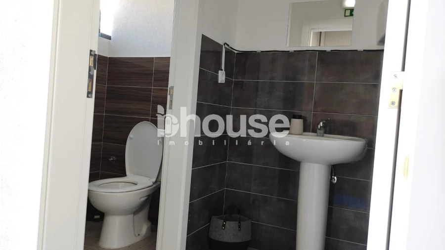 Armazém para Venda em Valpaços e Sanfins Foto 14