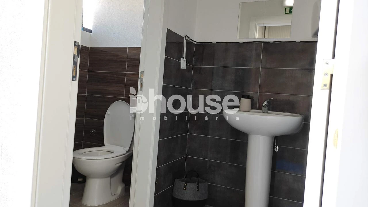 Armazém para Venda em Valpaços e Sanfins Foto 14