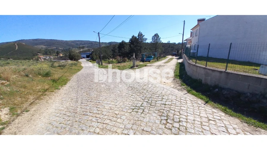 Terreno para Venda em Mirandela Foto 30