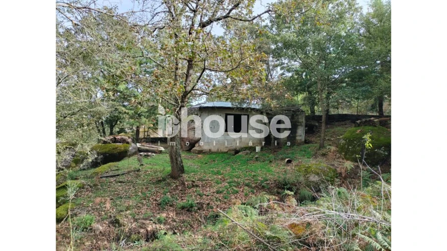 Terreno para Venda em Vreia de Bornes Foto 10