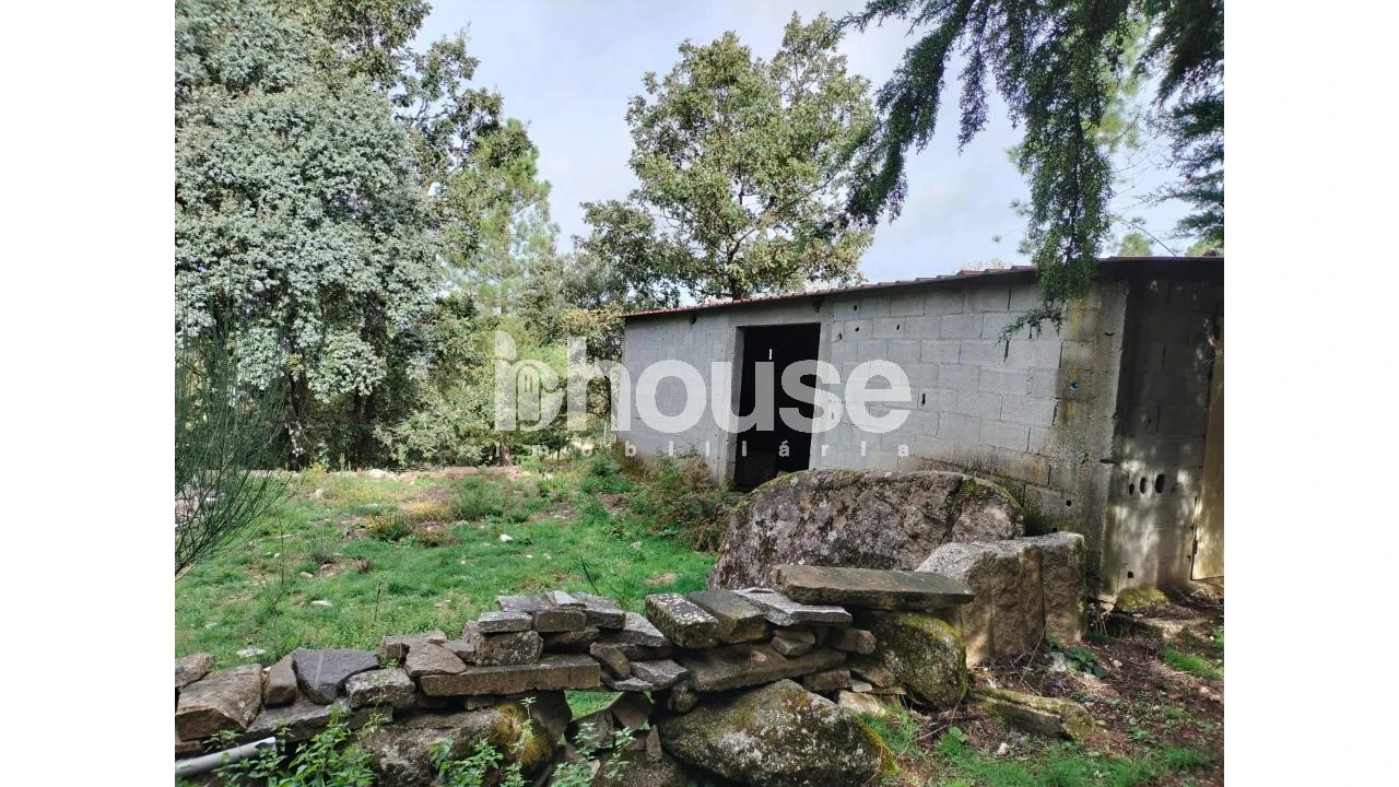 Terreno para Venda em Vreia de Bornes Foto 15