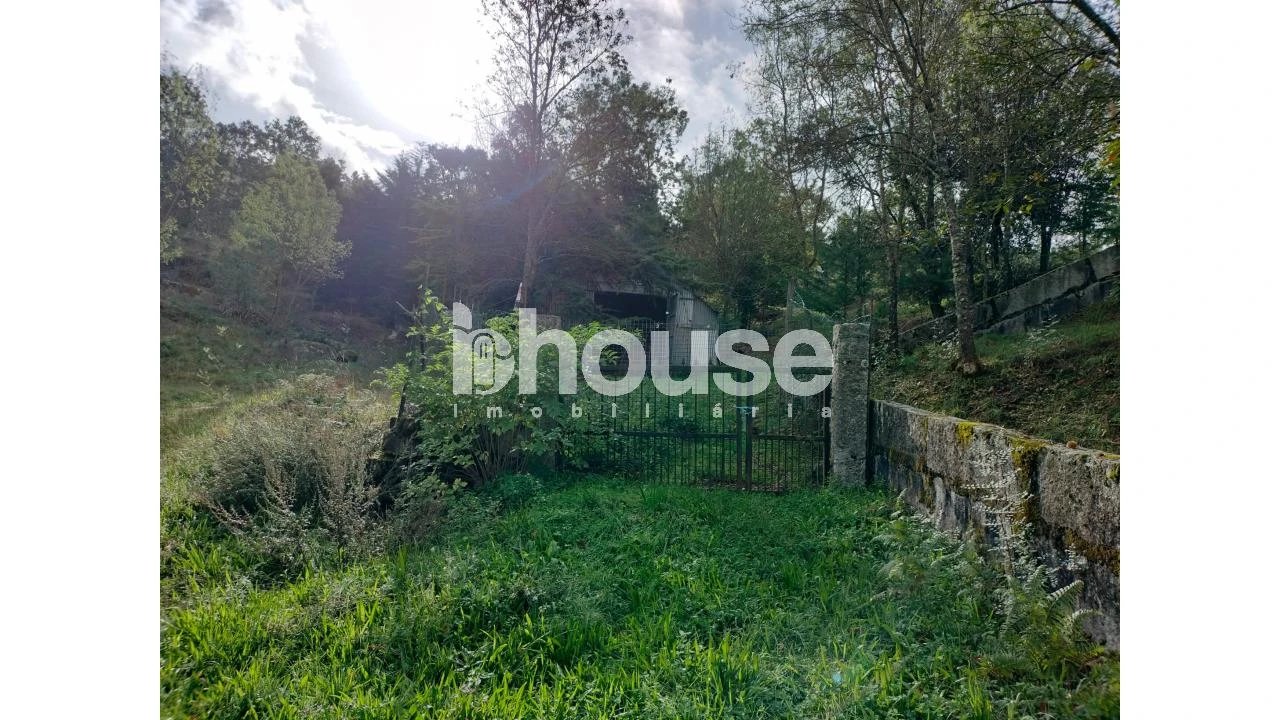 Terreno para Venda em Vreia de Bornes Foto 24