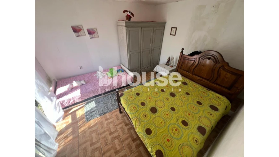 Moradia T5 para Venda em Possacos Foto 11