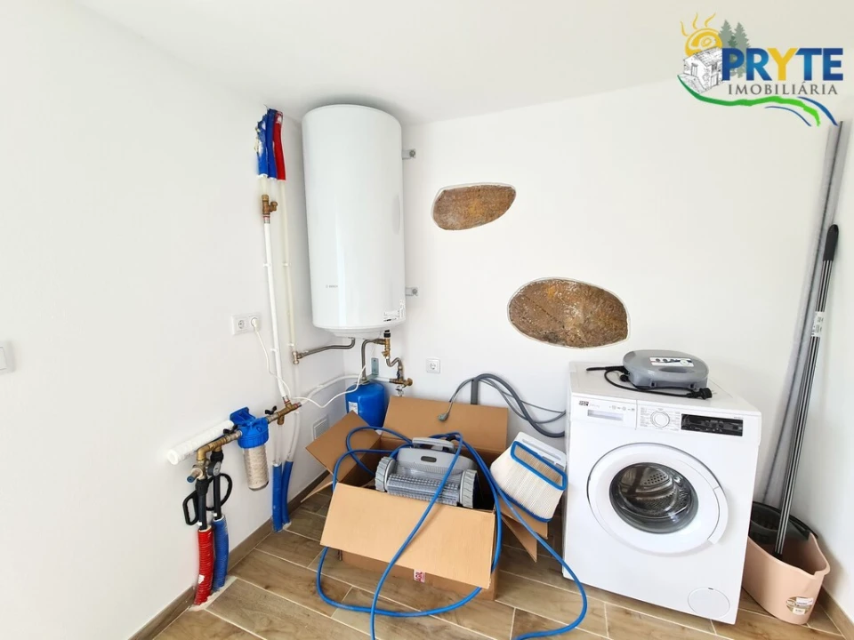 Quinta T4 para Venda em Castelo Foto 17