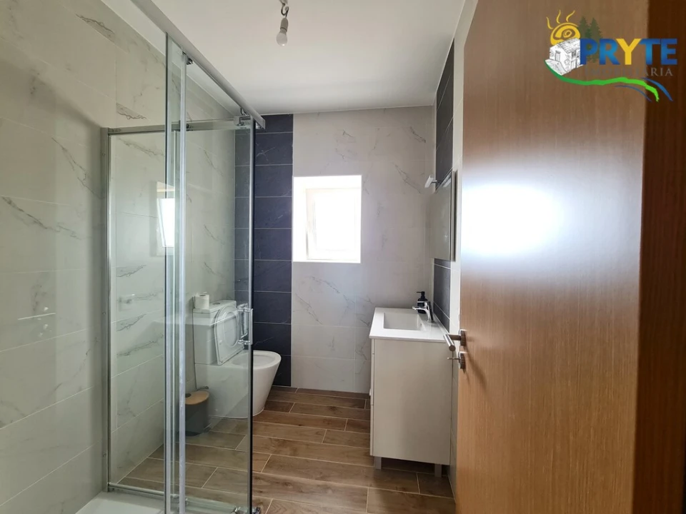 Quinta T4 para Venda em Castelo Foto 22