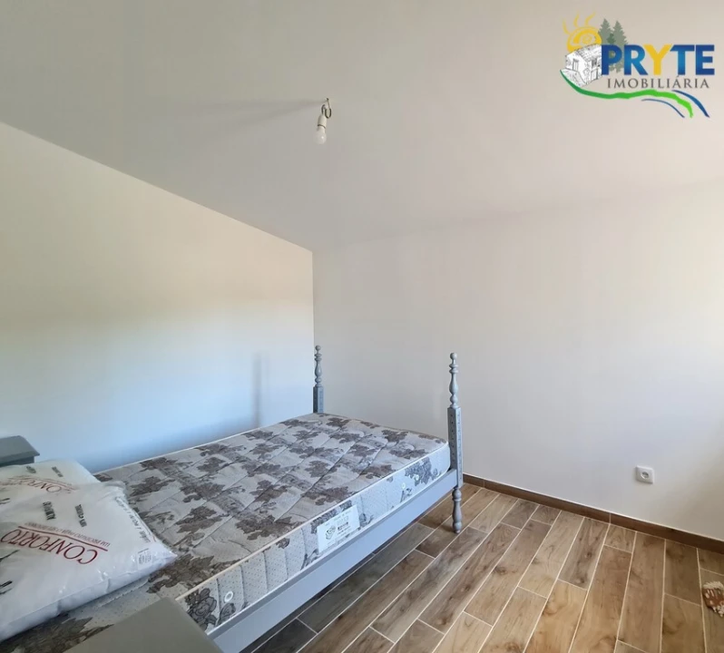 Quinta T4 para Venda em Castelo Foto 23