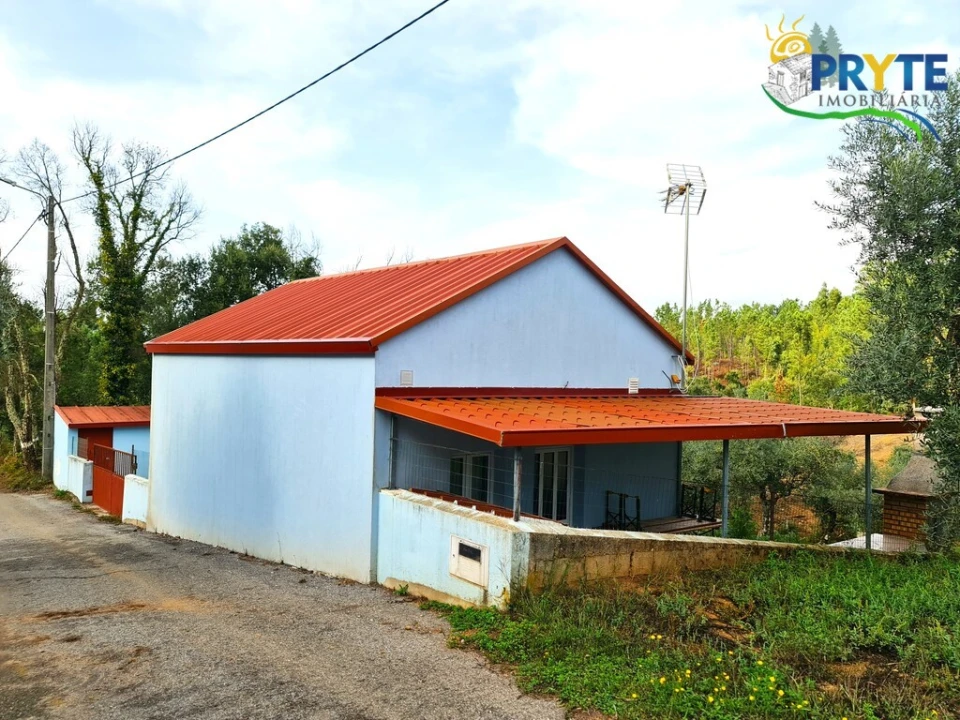 Quinta T4 para Venda em Castelo Foto 32