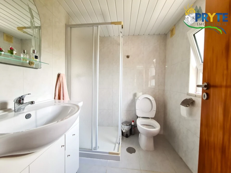 Quinta T4 para Venda em Castelo Foto 40