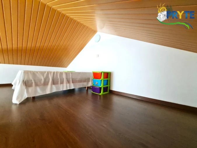 Quinta T4 para Venda em Castelo Foto 42