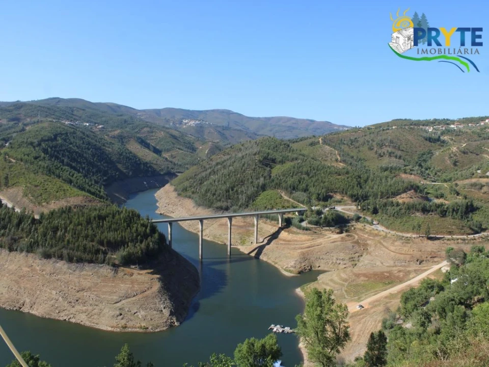 Quinta T6 para Venda em Alvaro Foto 41