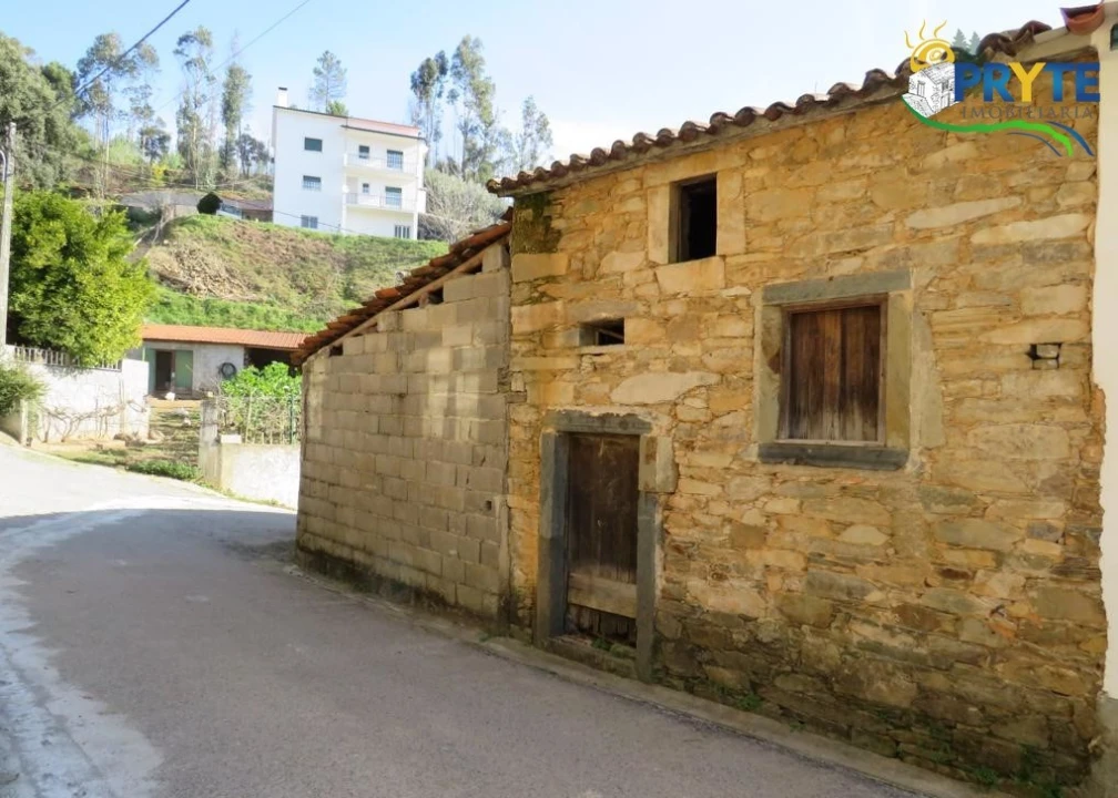 Moradia para Venda em Troviscal Foto 1