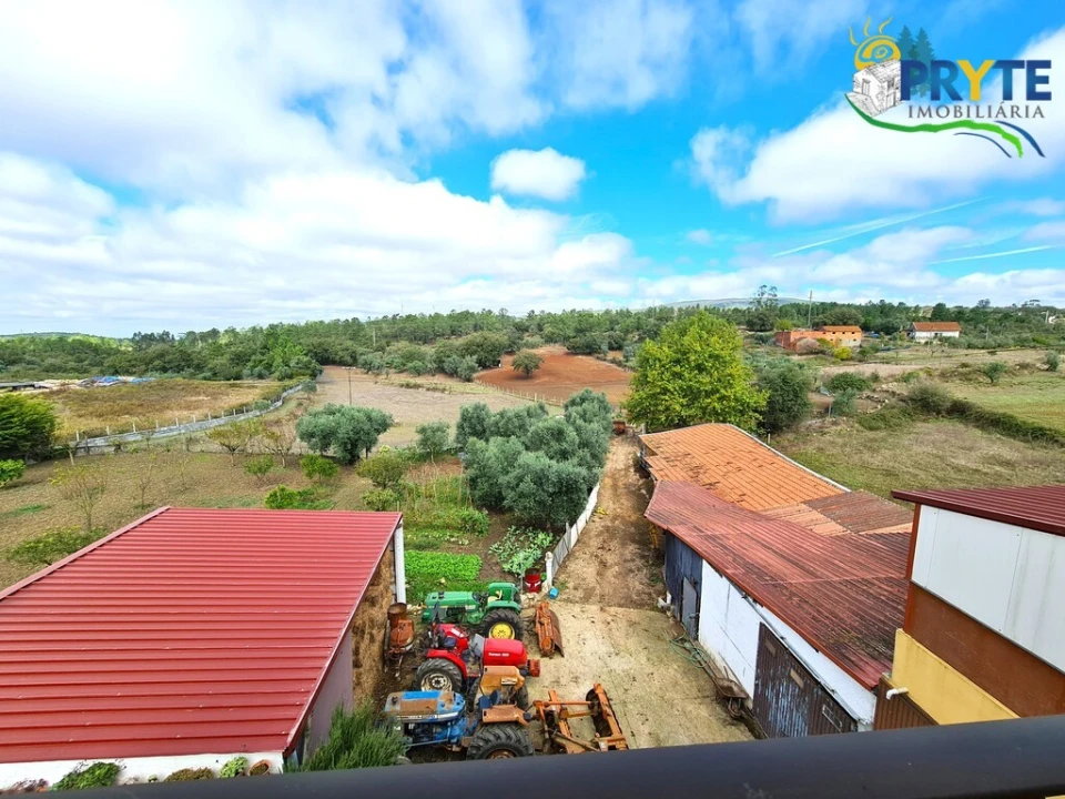 Moradia T4 para Venda em Vila Cã Foto 65