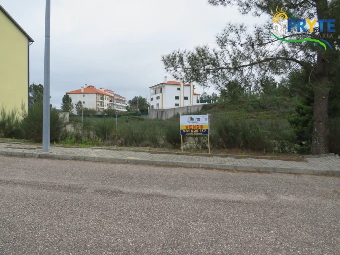 Terreno para Venda em Vila de Rei Foto 5