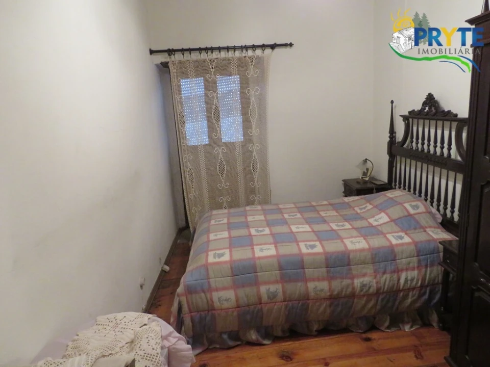 Prédio para Venda em Sobreira Formosa e Alvito da Beira Foto 10