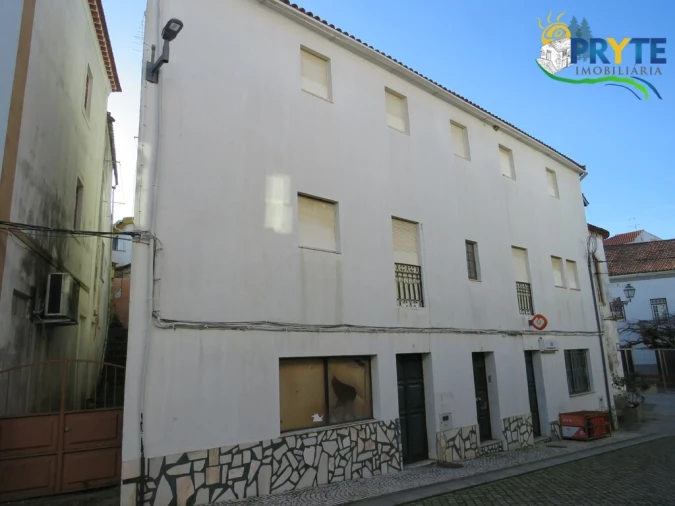 Prédio para Venda em Sobreira Formosa e Alvito da Beira Foto 2