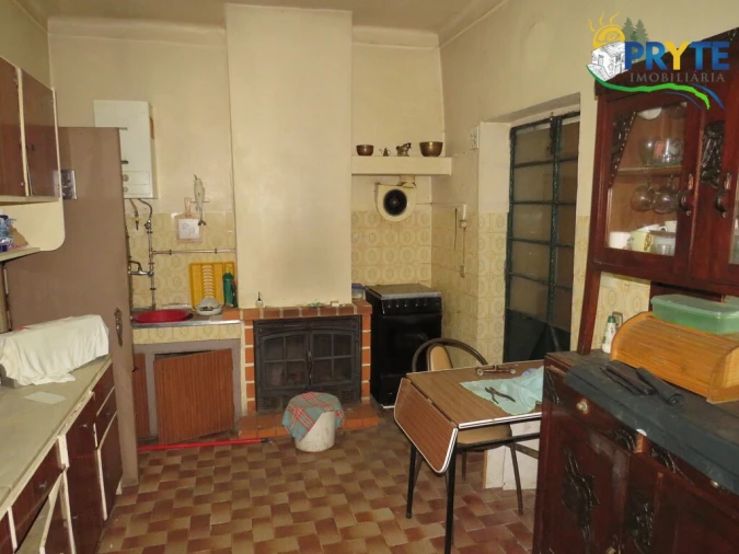 Prédio para Venda em Sobreira Formosa e Alvito da Beira Foto 14