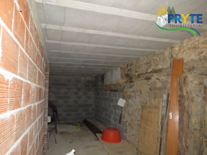 Moradia para Venda em Sobreira Formosa e Alvito da Beira Foto 5