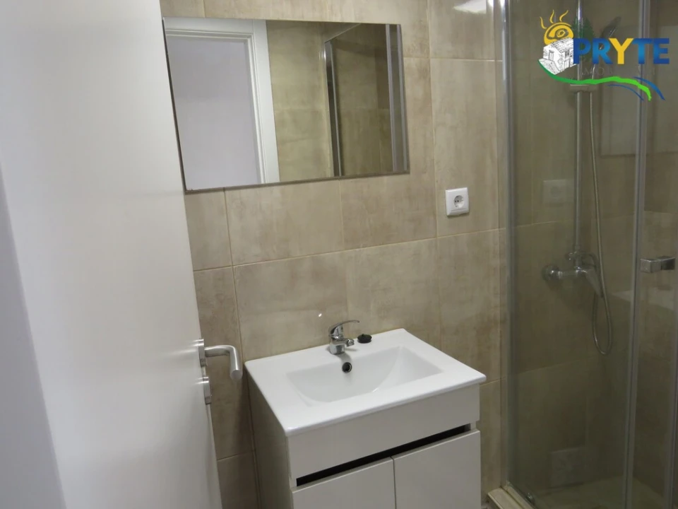 Apartamento T1 para Venda em Sertã Foto 11
