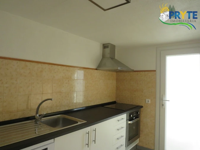 Apartamento T1 para Venda em Sertã Foto 4