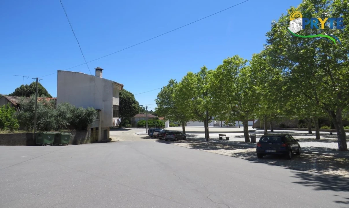 Moradia T3 para Venda em Sobreira Formosa e Alvito da Beira Foto 9