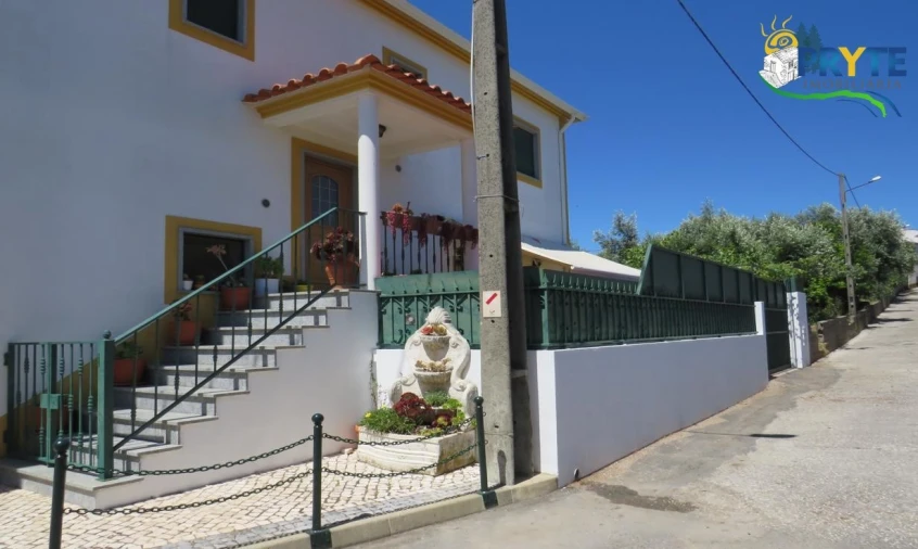 Moradia T3 para Venda em Sobreira Formosa e Alvito da Beira Foto 12