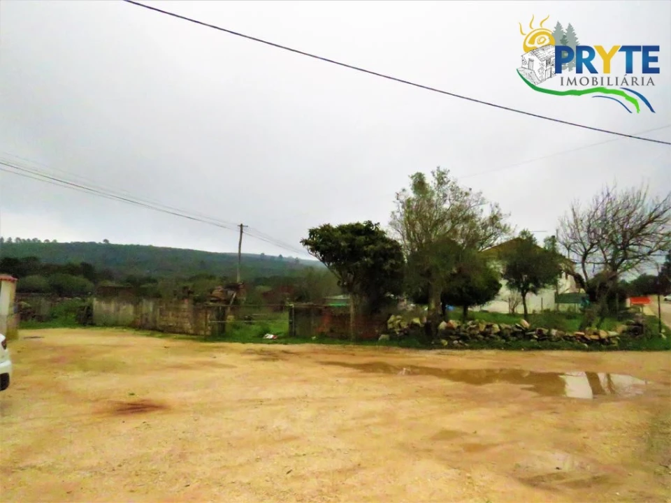 Moradia para Venda em Malhou, Louriceira e Espinheiro Foto 23