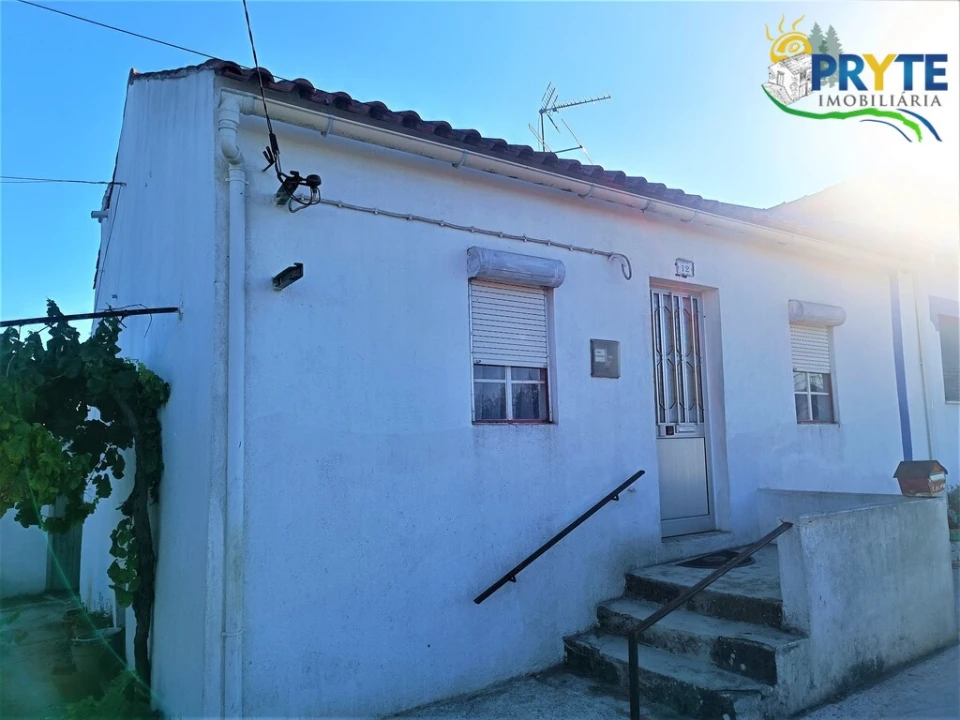 Moradia T4 para Venda em São João do Peso Foto 4