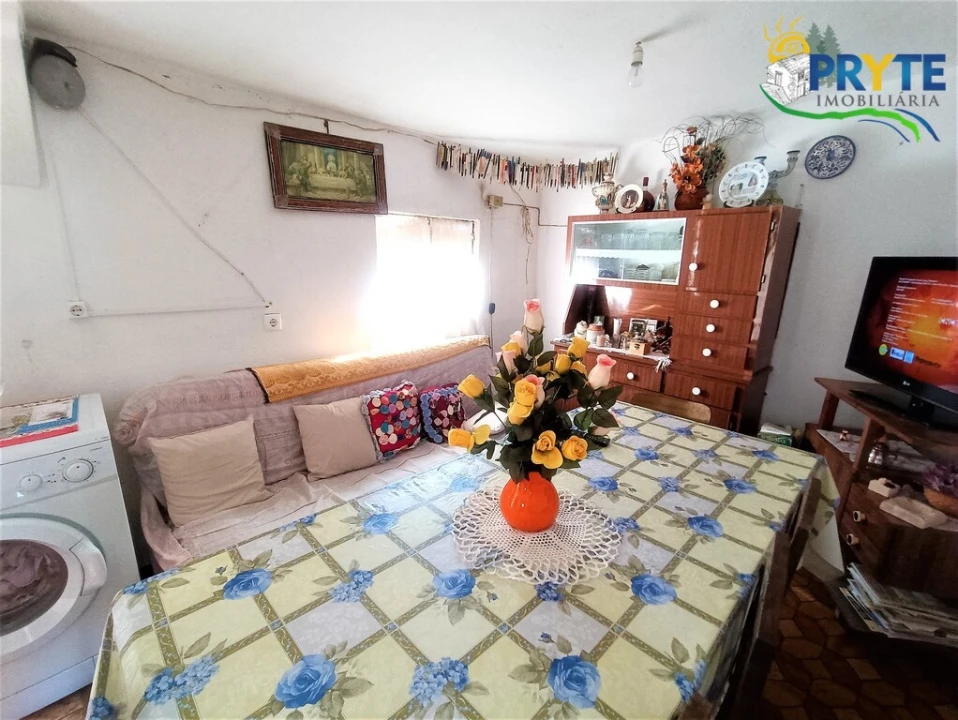 Moradia T4 para Venda em São João do Peso Foto 11