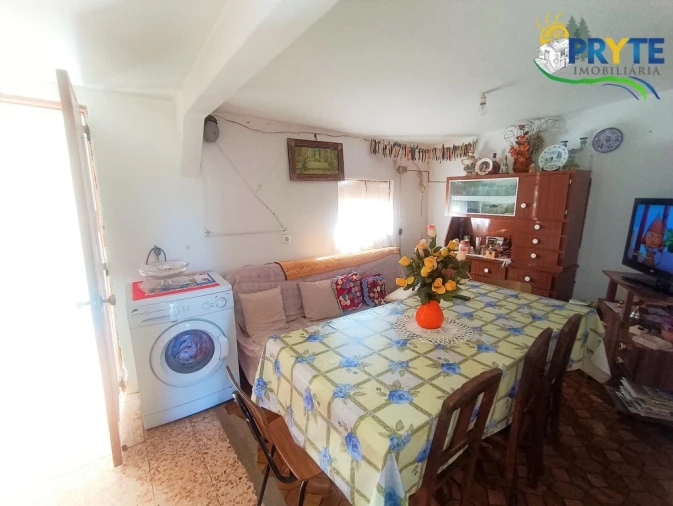 Moradia T4 para Venda em São João do Peso Foto 13