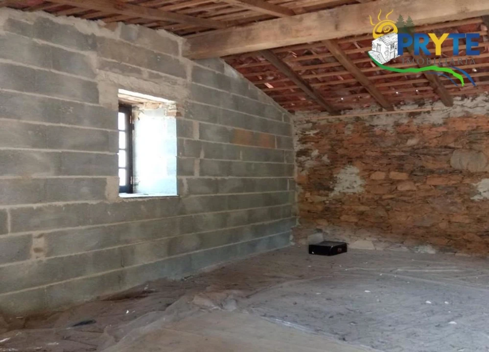 Terreno para Venda em Madeirã Foto 6