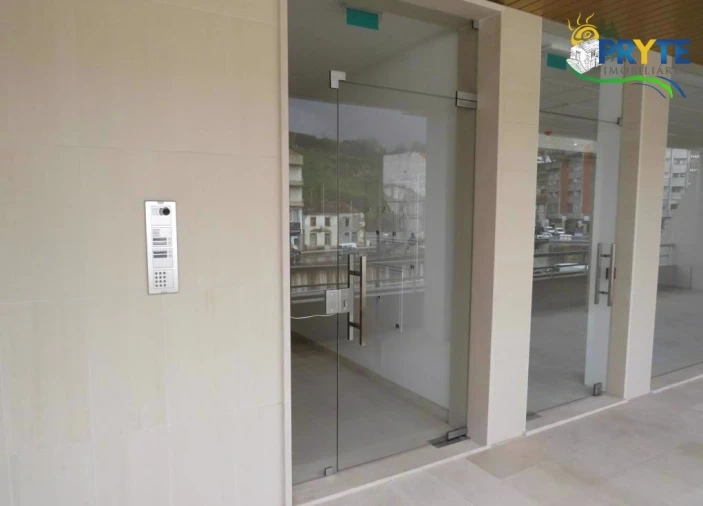 Loja para Venda em Sertã Foto 3