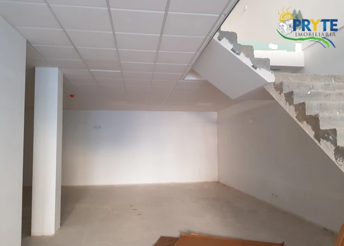 Loja para Venda em Sertã Foto 15