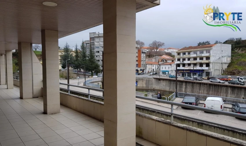 Loja para Venda em Sertã Foto 6