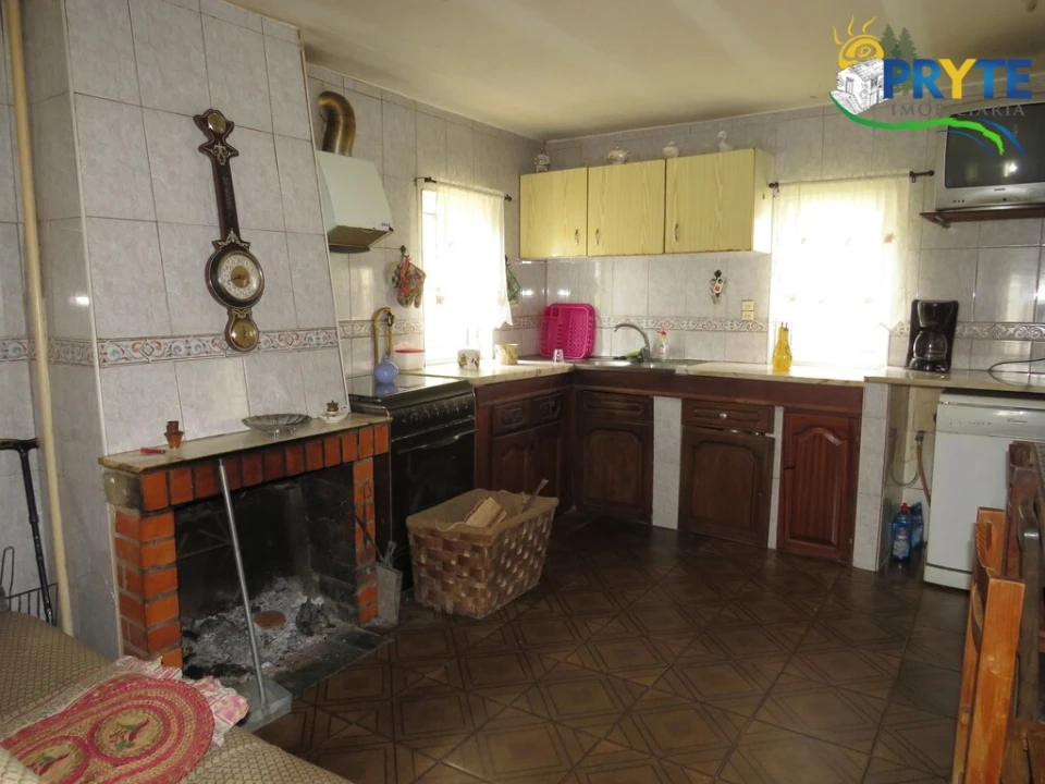 Quinta T4 para Venda em Cernache do Bonjardim, Nesperal e Palhais Foto 9