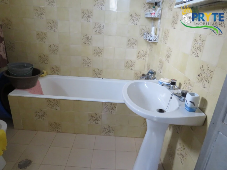 Quinta T2 para Venda em Mosteiro Foto 18